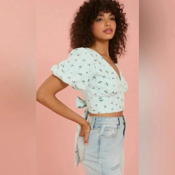 Altar'd State Clara Mint Floral Top NWT - Picture 2 of 4